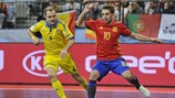Watch Spain's Pola and Andresito show futsal skills