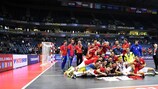 La joie des joueurs espagnols après un septième titre dans la compétition, record absolu