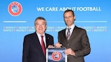 El Presidente de la UEFA recibe al Presidente del COI