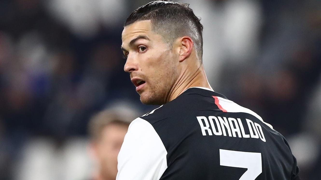 Ronaldo tarixin ən yaxşı oyunçusu seçildi