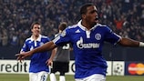Farfán porta lo Schalke ai quarti