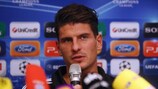 Mario Gomez is frustrated by Bayern's form in Germany