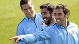 Mario Suárez, Raúl García and Diego Godín were in high spirits on Tuesday