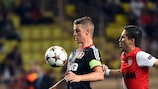 Moutinho castiga il Leverkusen