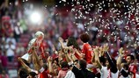 Benfica players celebrating after capturing the Liga title