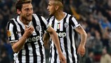 Claudio Marchisio (izquierda) celebra un tanto de cuartos de final con la Juventus