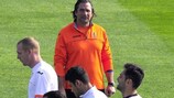 Хуан Антонио Пицци на тренировке "Валенсии" накануне матча с "Базелем"