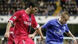 Chelsea defeated Paris 3-0 away and drew 0-0 at home in the 2004/05 group stage