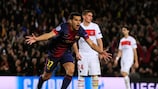 Pedro puts Barcelona into record sixth semi-final