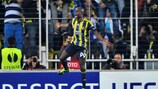 Forceful Fenerbahçe punish ten-man Lazio