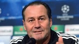 Schalke coach Huub Stevens talks to the media on Tuesday