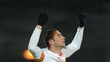 Burak Yılmaz feiert einen seiner drei Treffer in Cluj-Napoca