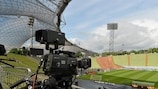 Câmara de TV em posição no Olympiastadion, em Munique