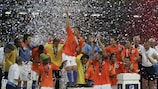2006: Huntelaar führt Jong Oranje zum Titel