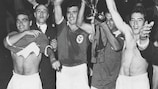 Benfica celebrate with the trophy after their 3-2 victory over Barcelona 