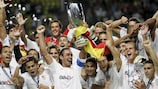 "Севилья" разгромила "Барсу" и впервые выиграла Суперкубок УЕФА