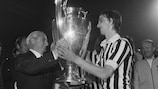 1972/73: Rep dá terceiro troféu ao Ajax