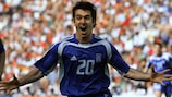 Karagounis marcó en la victoria de Grecia sobre Portugal en el partido inaugural de la UEFA EURO 2004