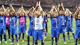 Сборная Исландии благодарит болельщиков на ЕВРО-2016