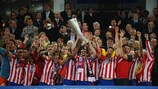 L'Atlético solleva il trofeo ad Amburgo