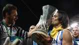 Радамель Фалькао с трофеем Лиги Европы