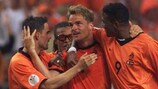 Os jogadores dos Países Baixos festejam um golo