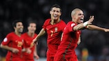 Os jogadores da selecção portuguesa festejam o golo de Pepe
