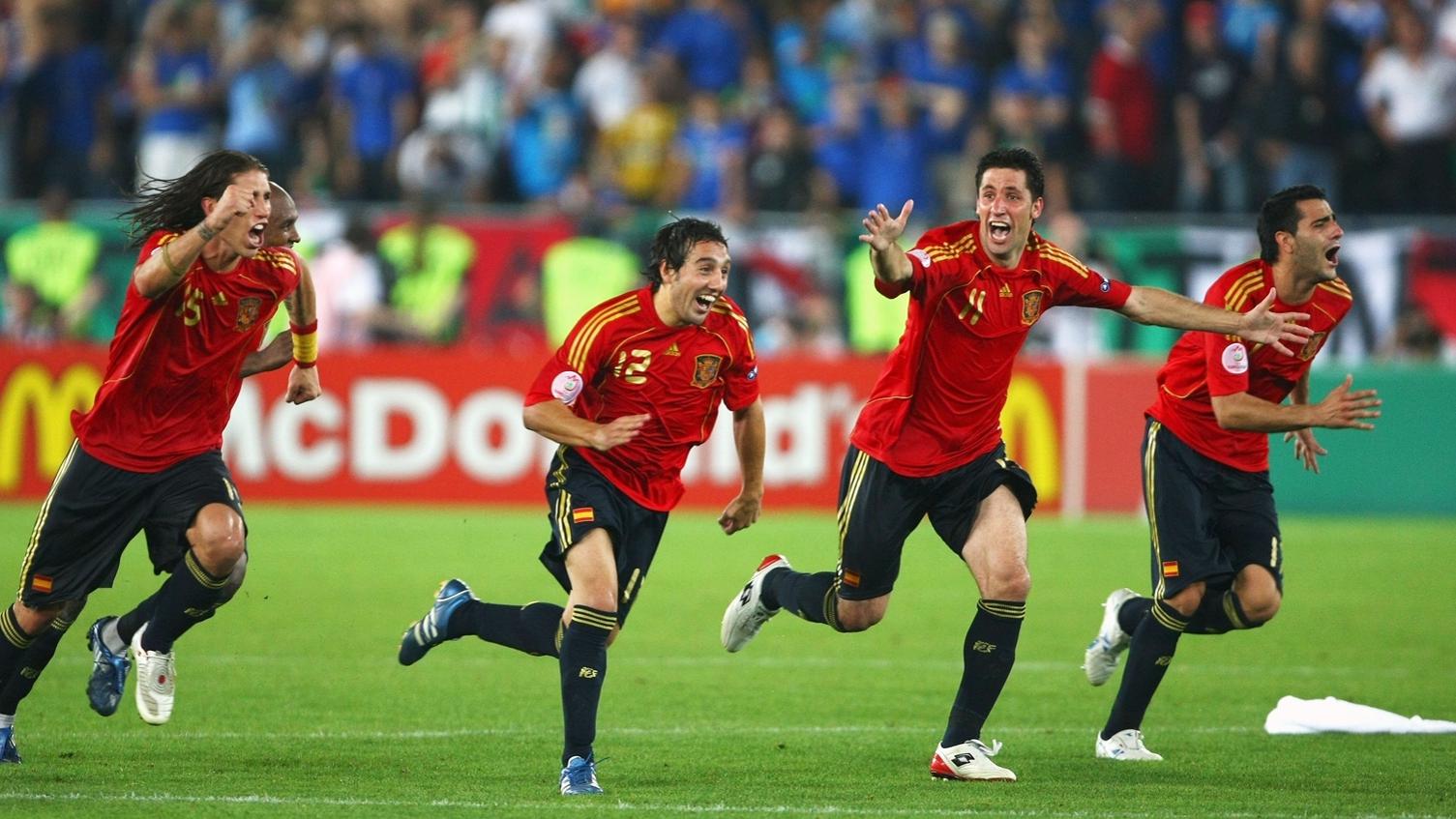 Spain-Italy | Casillas&#39;s saves in Italy shoot-out put Spain in EURO 2008 semis | UEFA EURO 2020 | UEFA.com
