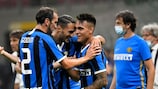 La gioia dei giocatori dell'Inter: il successo in rimonta sul Torino è valso l'aggancio al secondo posto alla Lazio