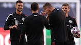 Os jogadores do Bayern revelam boa disposição na véspera do jogo