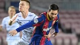Barcelona's Lionel Messi goes past Dynamo Kyiv's Viktor Tsygankov