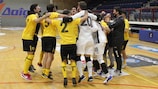El AEK celebra su victoria en los penaltis 