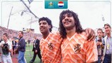 Франк Райкаард и Рууд Гуллит радуются победе на ЕВРО-1988