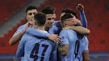 Il Manchester City esulta dopo il secondo gol di Gabriel Jesus 