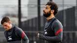 Salah durante el entrenamiento del Liverpool previo al choque