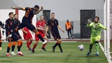 Georginio Vijnaltham marcó uno de los siete goles de Orange