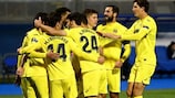 O Villarreal comemora o golo de  Gerard no final da primeira parte