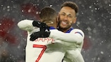 Kylian Mbappé und Neymar im Schneetreiben von München