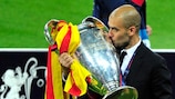 Guardiola beijou o troféu pela última vez há dez anos, como treinador do Barcelona