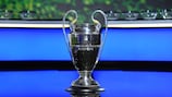 Der Pokal der UEFA Champions League