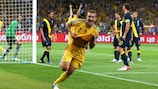 Андрей Шевченко празднует второй гол в ворота шведов на ЕВРО-2012