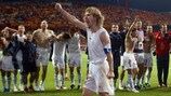 Pavel Nedvěd festeja a vitória da República Checa sobre os Países Baixos no UEFA EURO 2004