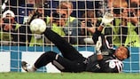 Bernard Lama, héros des Bleus dans la séance fatidique en quarts de finale en 1996 contre les Pays-Bas à Liverpool