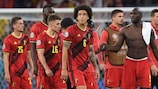 Il Belgio lascia il terreno di gioco dopo la sconfitta con l'Italia