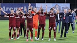Le CFR Cluj célèbre sa victoire contre les Lincoln Red Imps