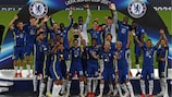Il Chelsea festeggia il successo in Supercoppa UEFA a Belfast