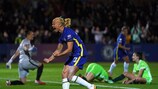 Pernille Harder esulta dopo il gol in extremis contro il Wolfsburg