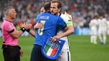    Harry Kane e  Giorgio Chiellini prima della finale di UEFA EURO 2020
