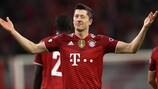 MUNICH, GERMANY - SEPTEMBER 29: Robert Lewandowski festeja um dos golos marcados na UEFA Champions League esta época