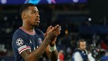 Kimpembe, uno de los baluartes defensivos del Paris, habló con UEFA.com